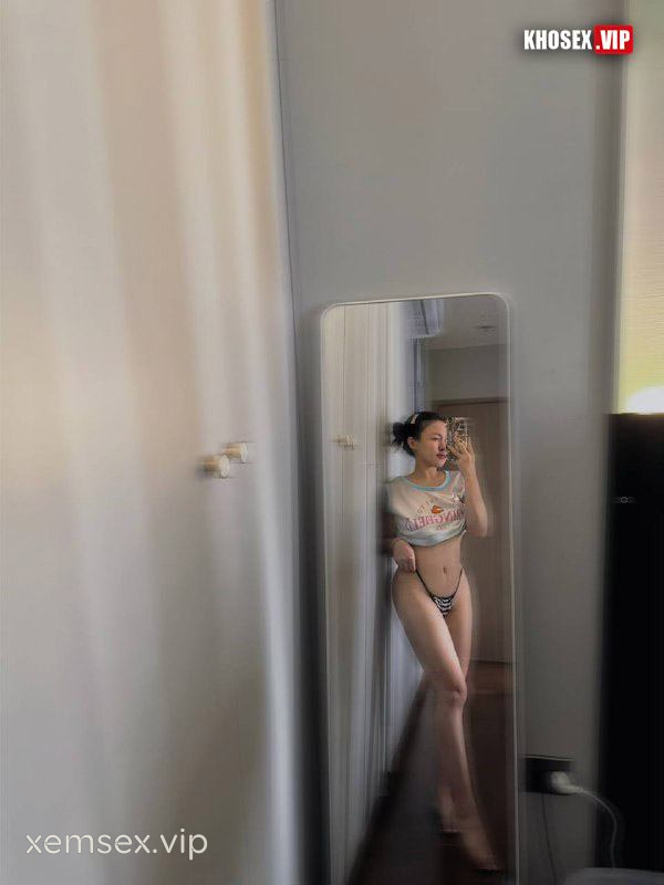 vo-loli-dam-dang-vua-bu-vua-du-em-moi-thoa-con-nung-hinh-04